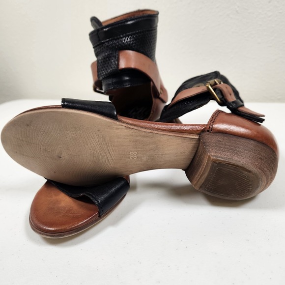 MIZ MOOZ COLETTE BLACK LEATHER BUCKLE MULE SANDAL SIZE 38/7.5 WORE ONCE - Picture 7 of 8